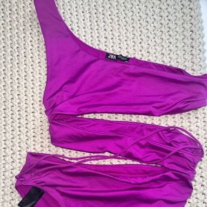 One piece swimsuits (Zara & Victoria’s Secret)